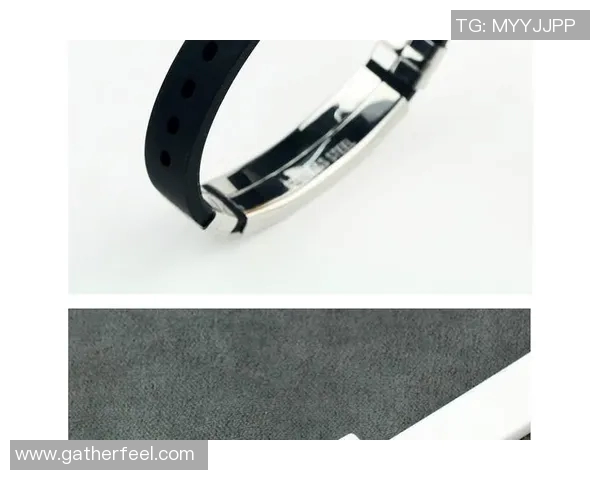 足球星手链:闪耀体育魅力与个性风格的完美融合 足球星手链:闪耀体育魅力与个性风格的完美融合